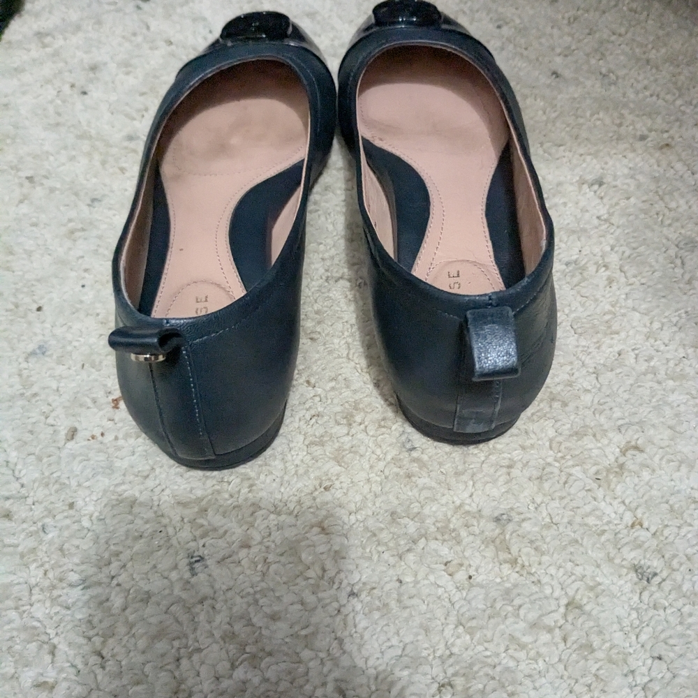 taryn rose Penelope Womens size 7B Black Leather Flat Shoes - Picture 3 of 7